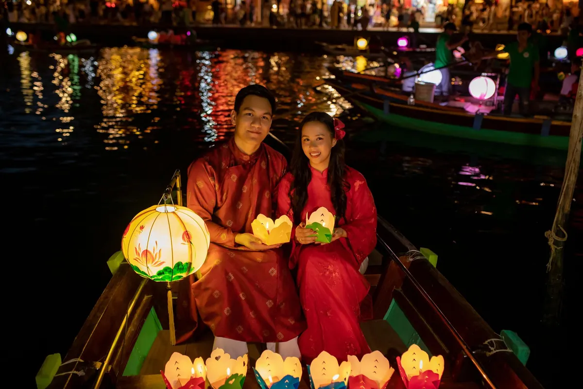 Floating Lantern Safety Checklist for Lakeside Weddings and Events